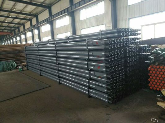 25FT 114mm Diameter Water Well Drill Pipe Baja Tinggi Kelas las gesekan, hitam atau biru