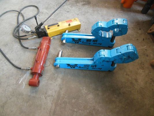 Tidak Ada Tang Belenggu Hidraulik Kustom Bongkar 73-102 Pipa Bor Tong Belenggu Cepat
